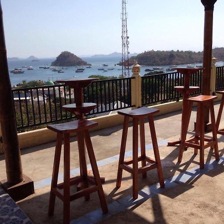 Mawar Hotel Лабуан Баджо Екстериор снимка